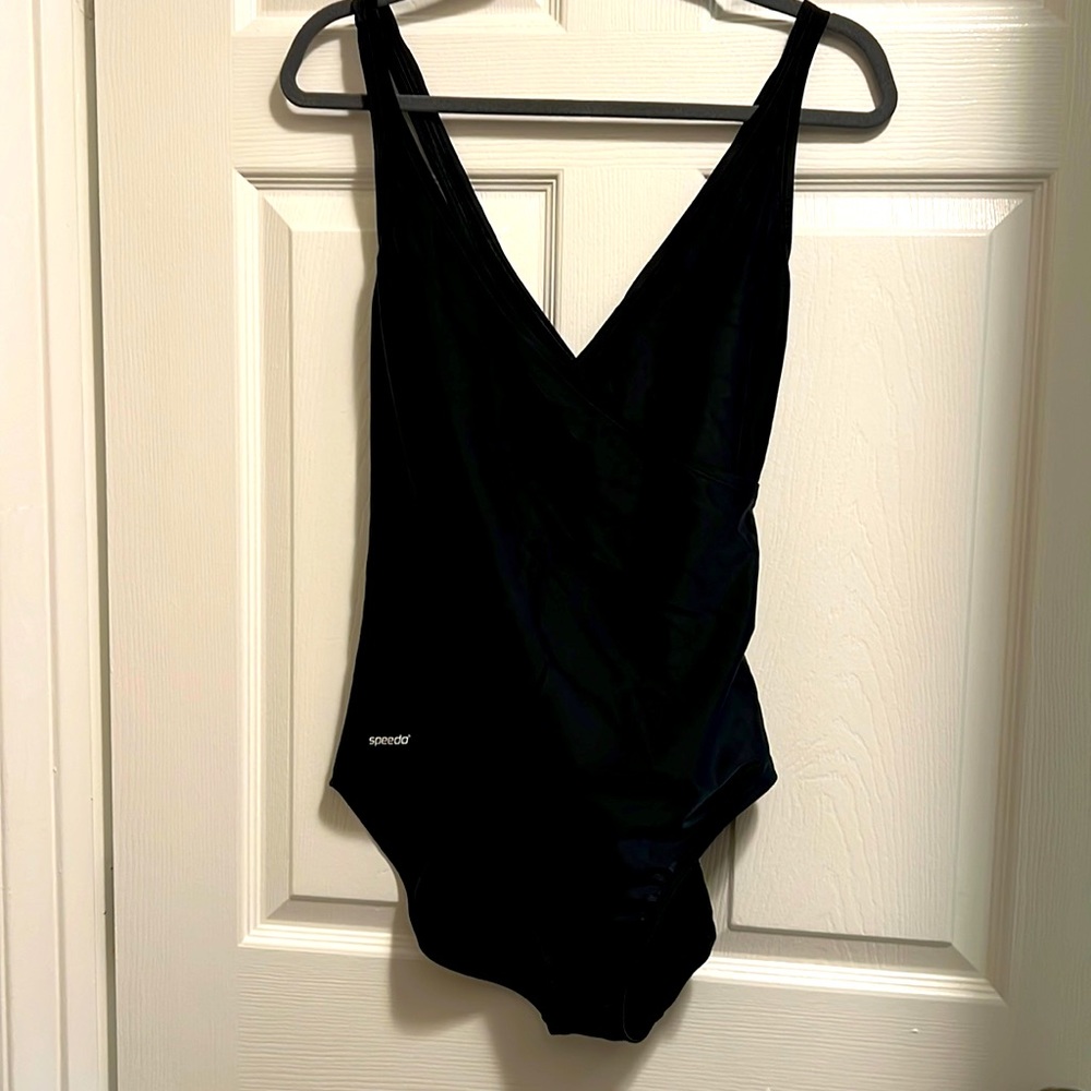 Speedo Black Bathing Suit Size 18